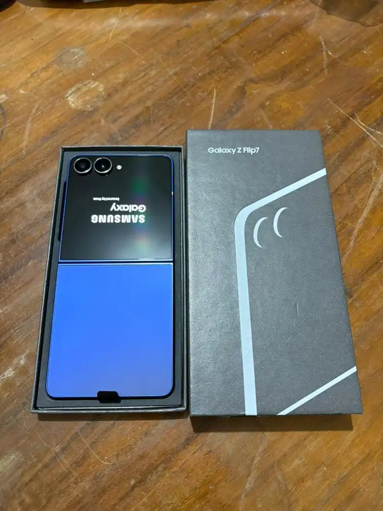 Samsung Z Flip 7 12/256gb Shadow Blue SEIN Resmi