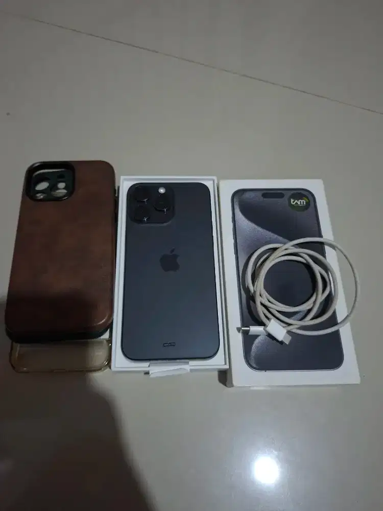 Iphone 15 pro max 256gb Ex garansi ibox