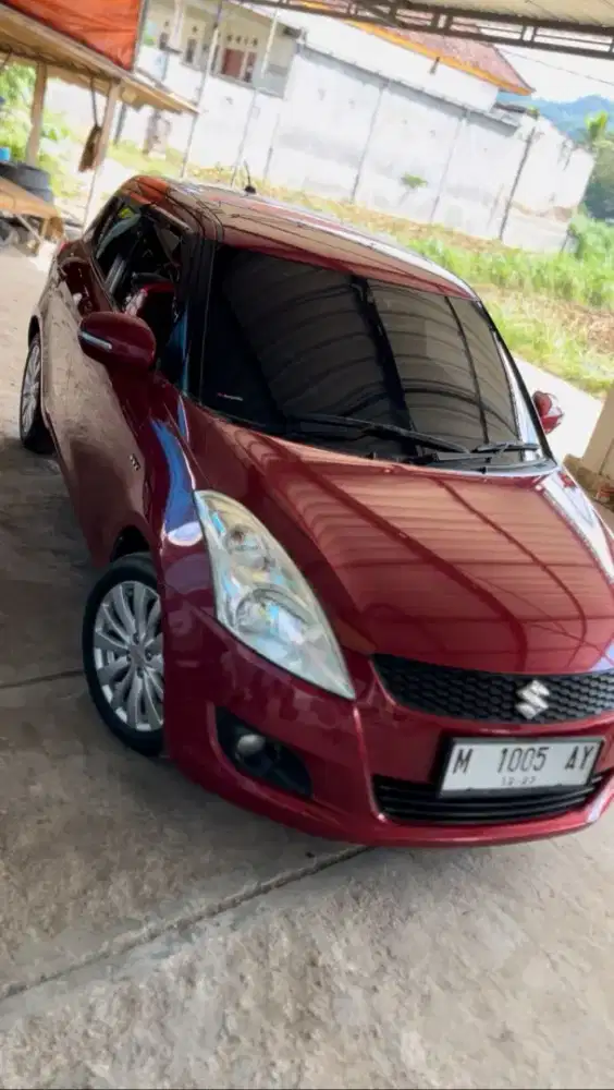 Suzuki swift GX Manual 2012 merah
