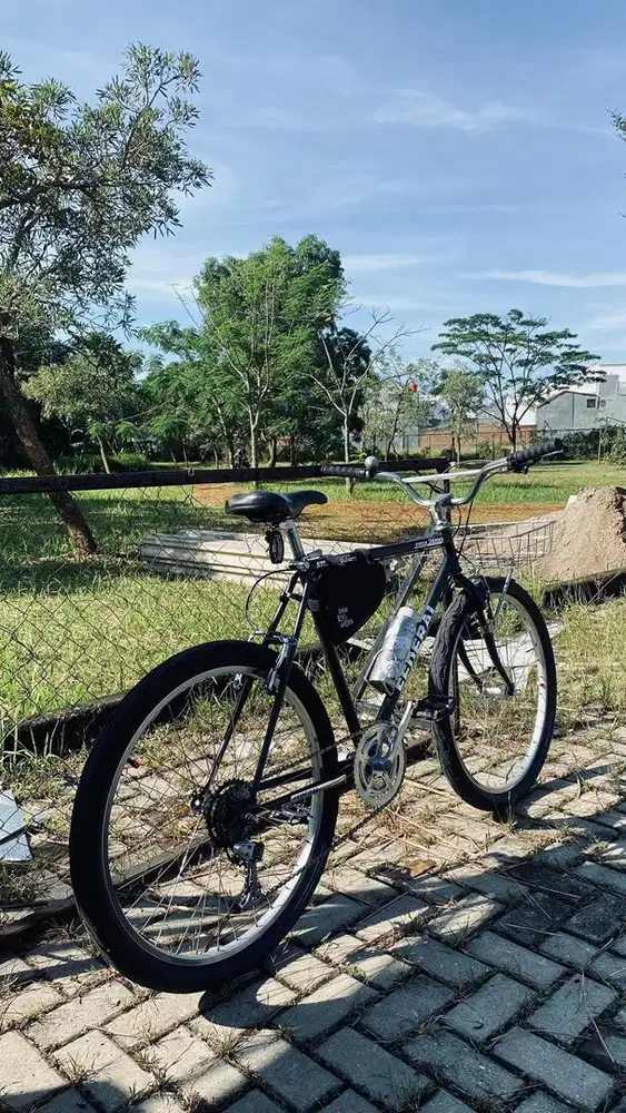 Commuter bike federal pertama blum ada no seri size 21 ban 26