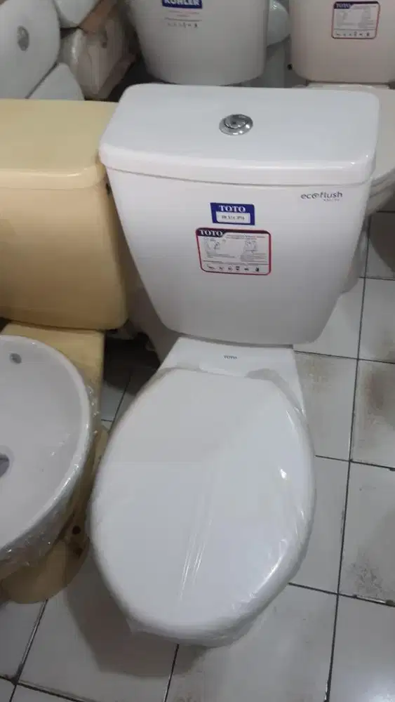 Kloset duduk toto flush atas