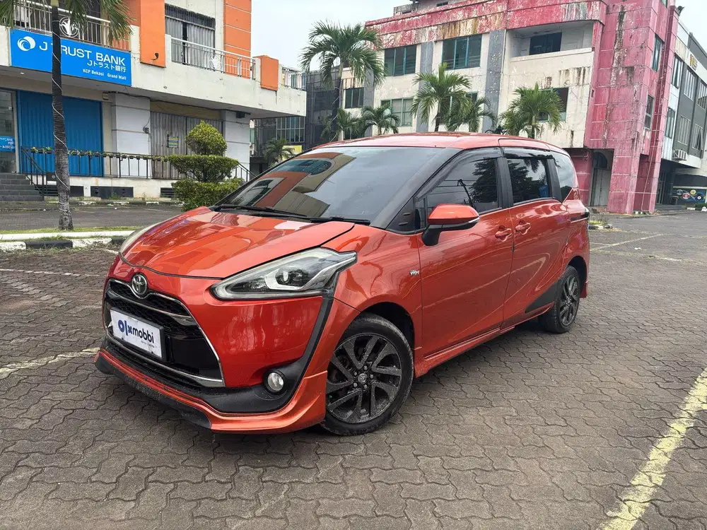 Pajak Panjang - Toyota Sienta 1.5 Q Bensin-AT 2017