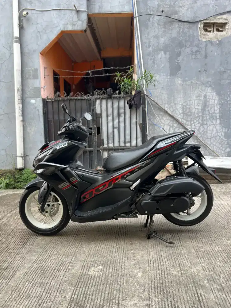 Yamaha aerox 155 thn 2023