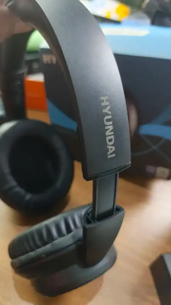 HYUNDAI Headphone ada fitur Equalizer