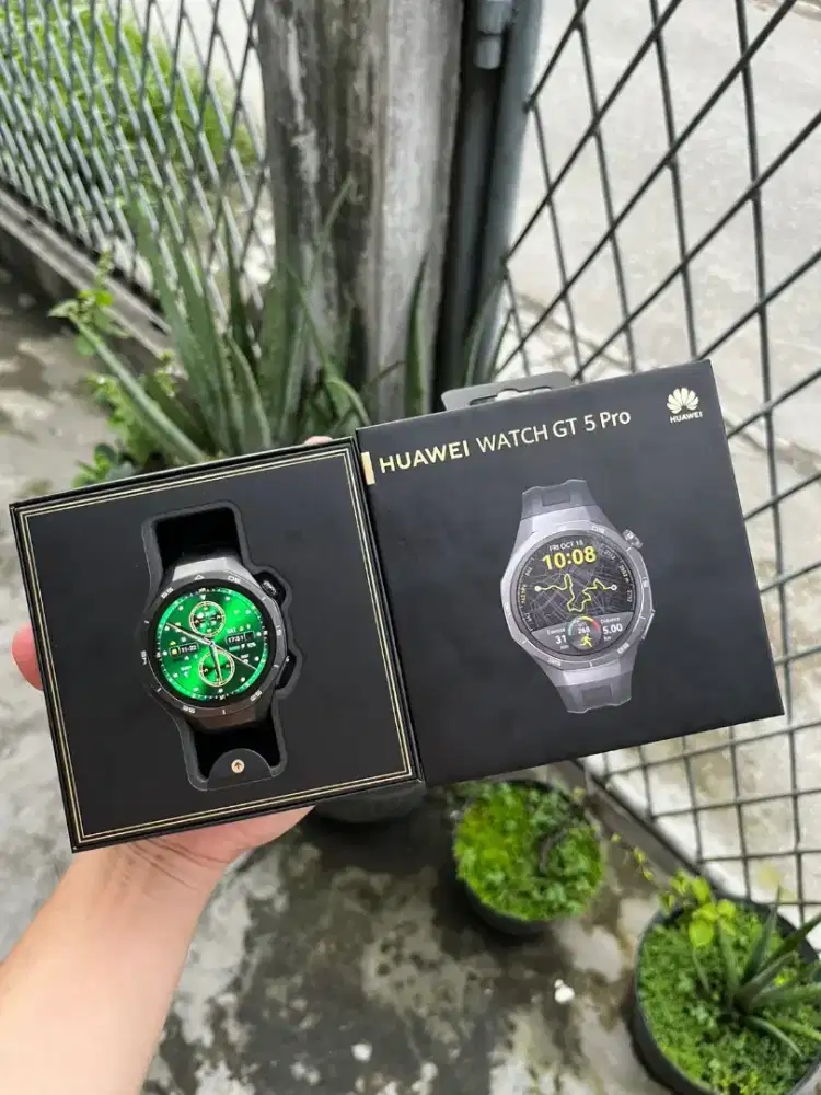 Huawei Watch GT5 Pro 46mm Garansi Resmi Agustus 2026 + Free Strap