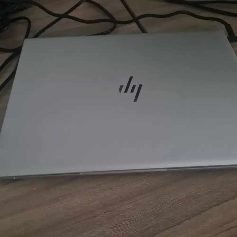 HP elitebook 830 G5