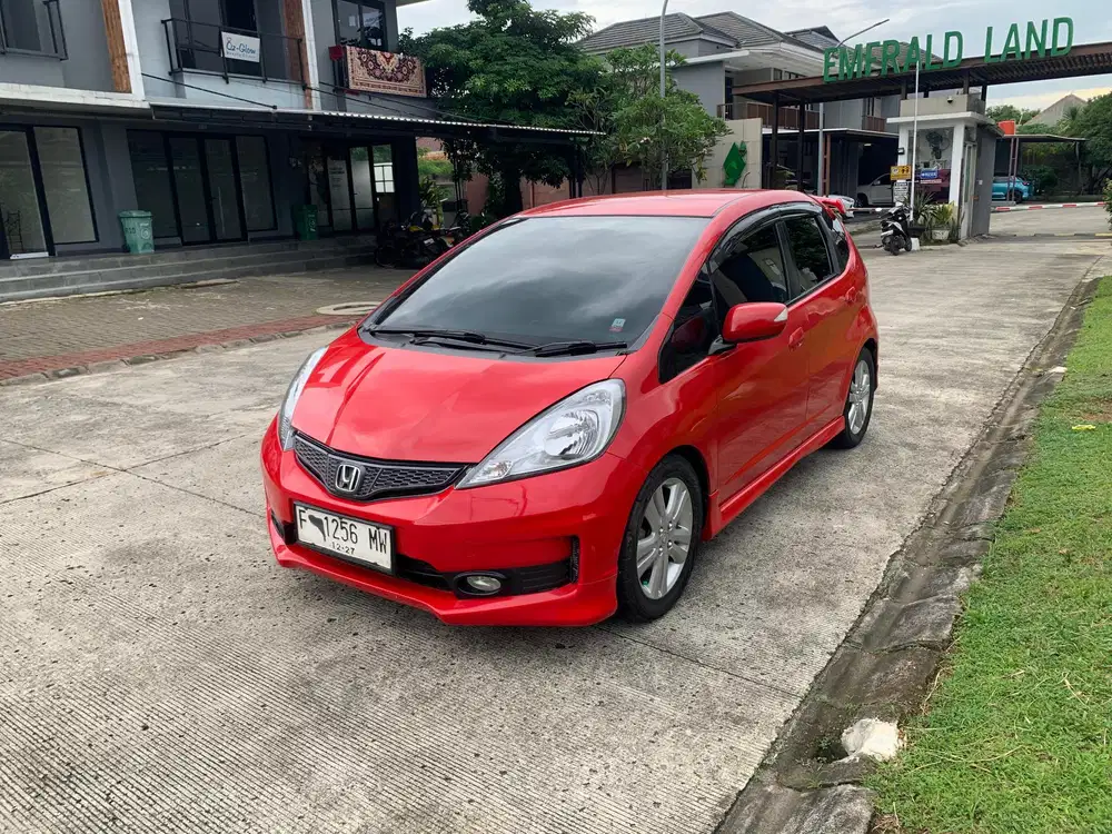 Honda Jazz RS matic 2012 Bensin