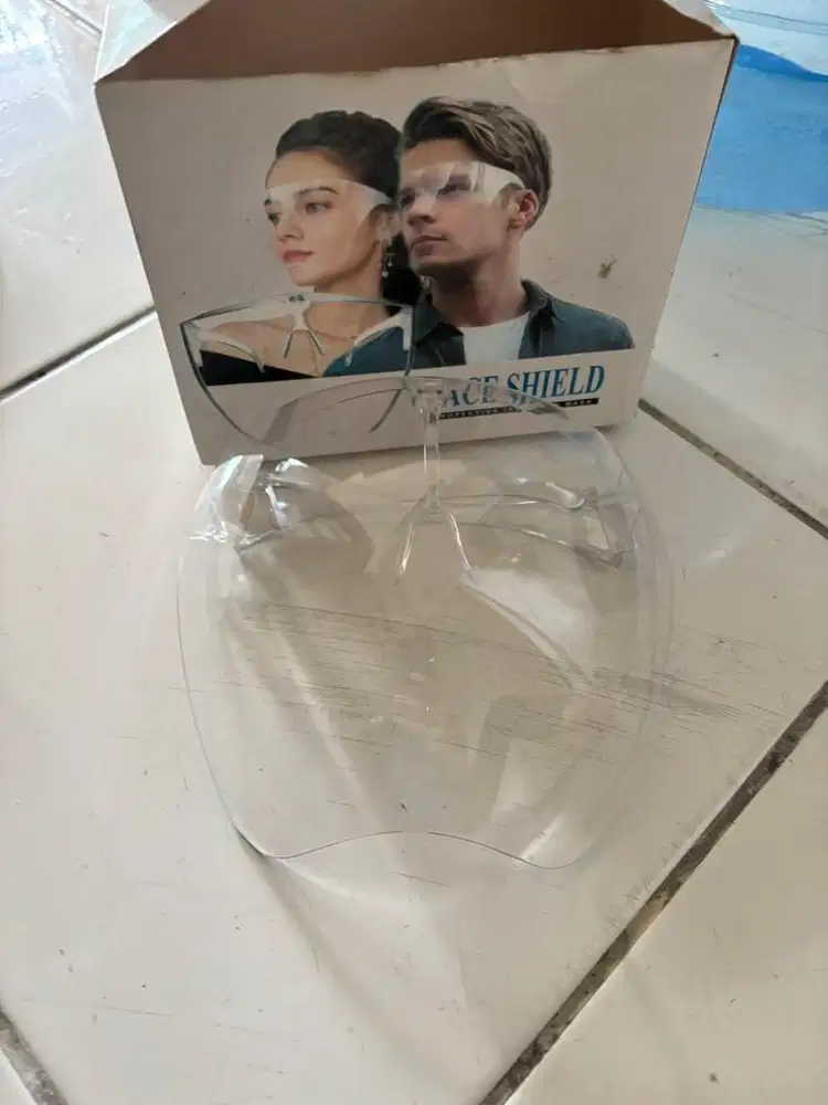 Kaca mata face shield
