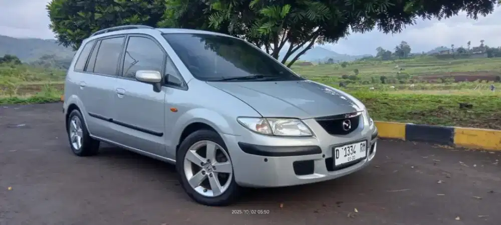 Mazda premacy A/T 1.8 CBU thn 2002 sunroof kondisi istimewa siap pakai