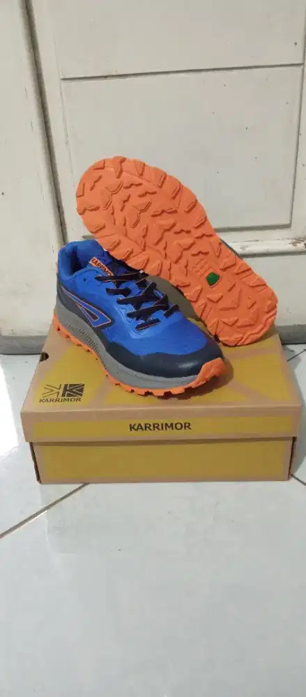 Sepatu trail running hikking outdoor karrimor size 40