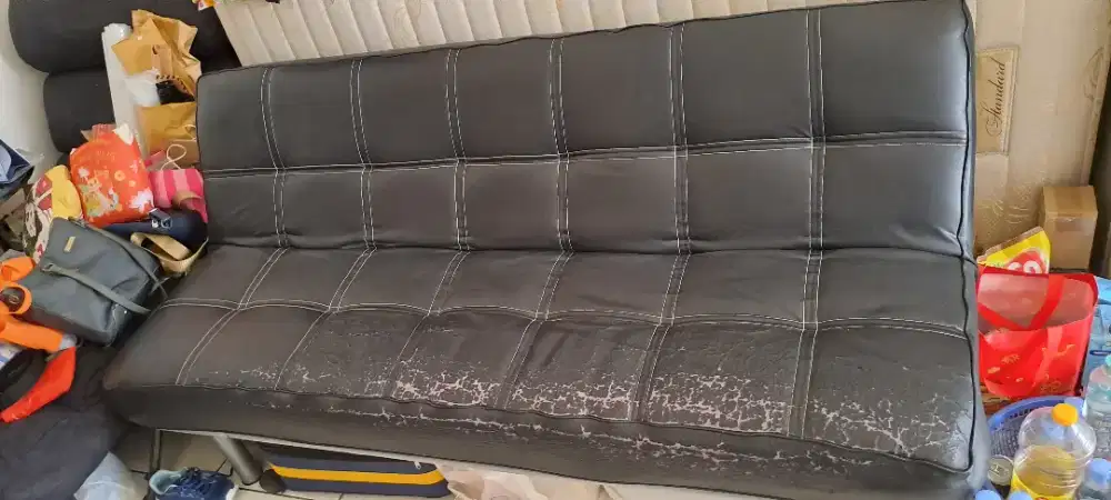 Jual sofabed kondisi apa adanya sesuai foto sofa bed Hitam panjang 1.8