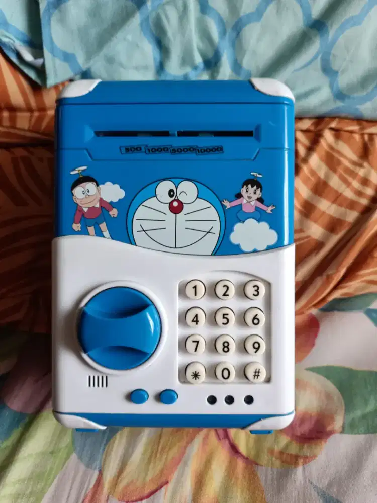 Dijual Mainan ATM Celengan Doraemon