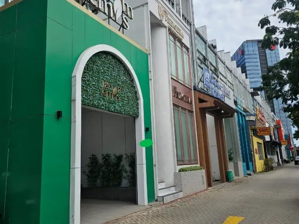 Disewa Ruko Gandeng PIK Garden House Jalan Utama , cocok utk Showroom , office , resto at Jakarta Utara