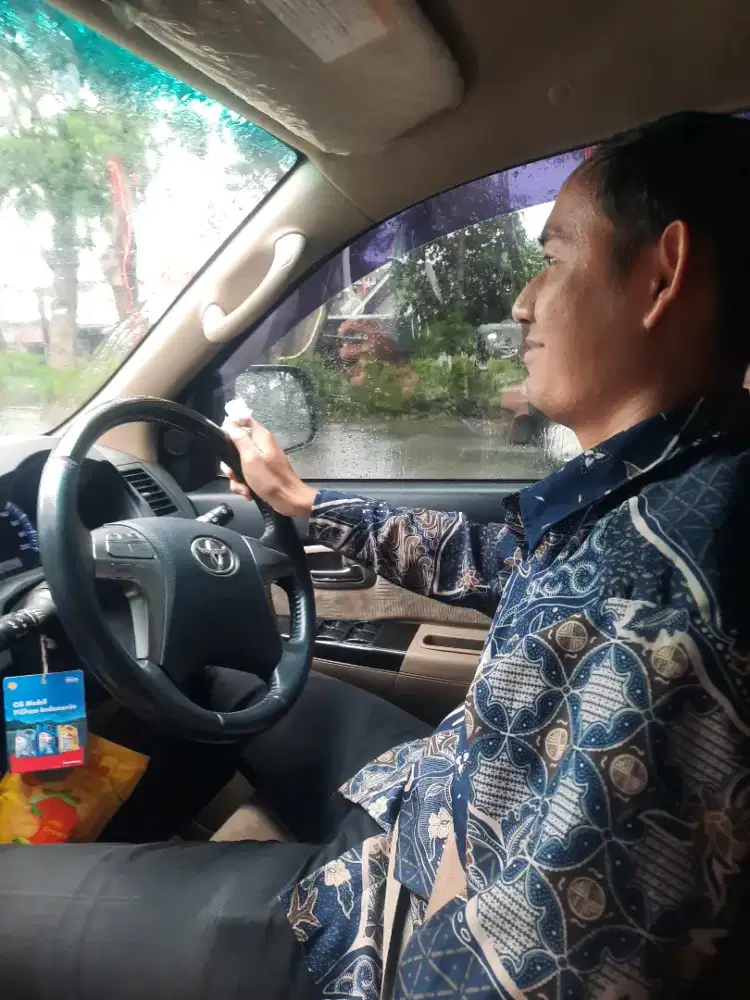 Jasa supir Sabtu Minggu