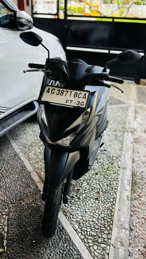 Jual beat deluxe smartkey 2025