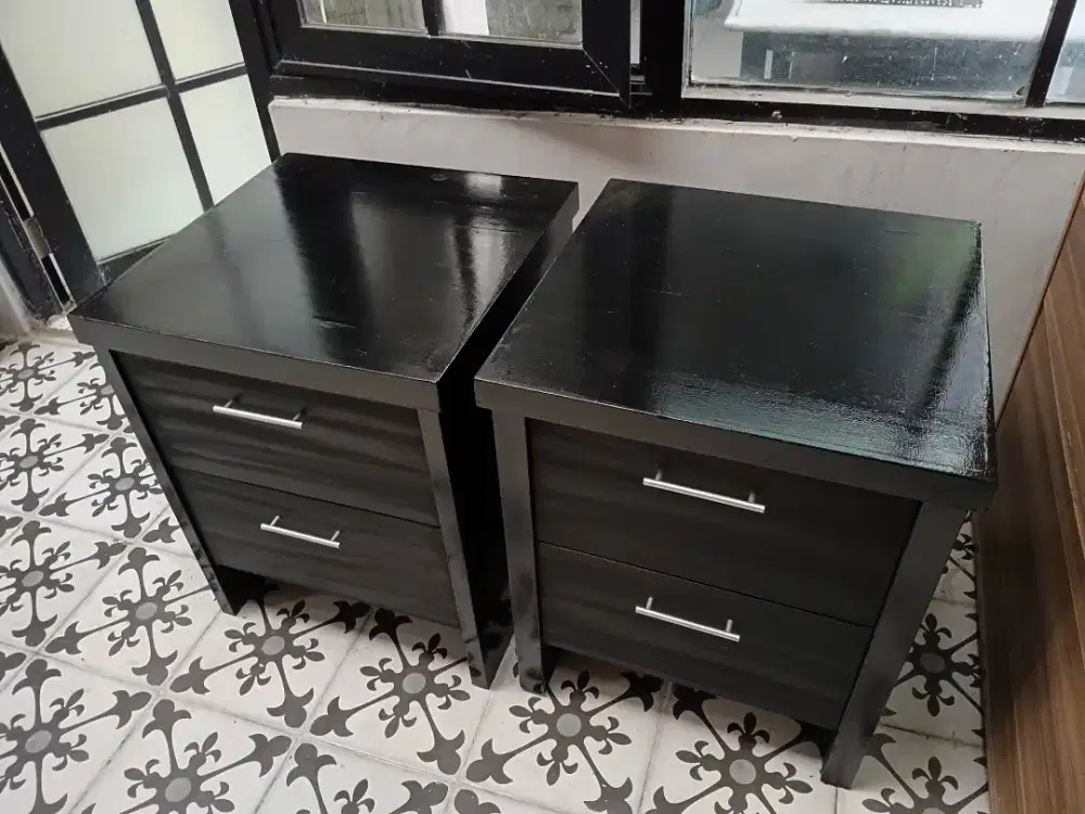 Nakas uk 49.5x49.5x60 cm