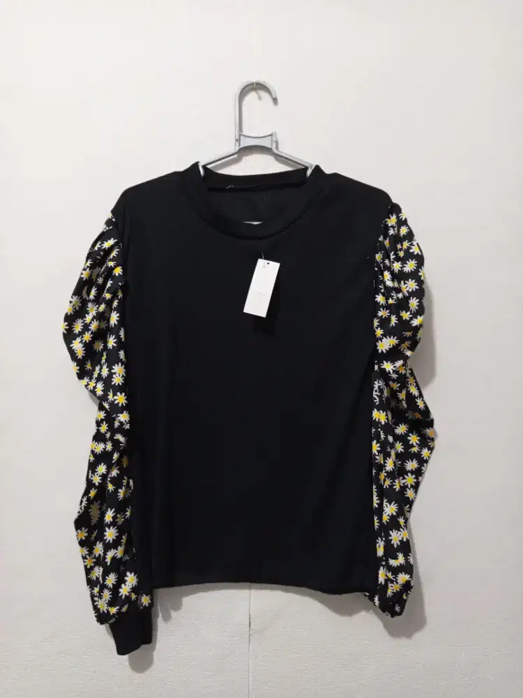 Baju atasan lengan panjang