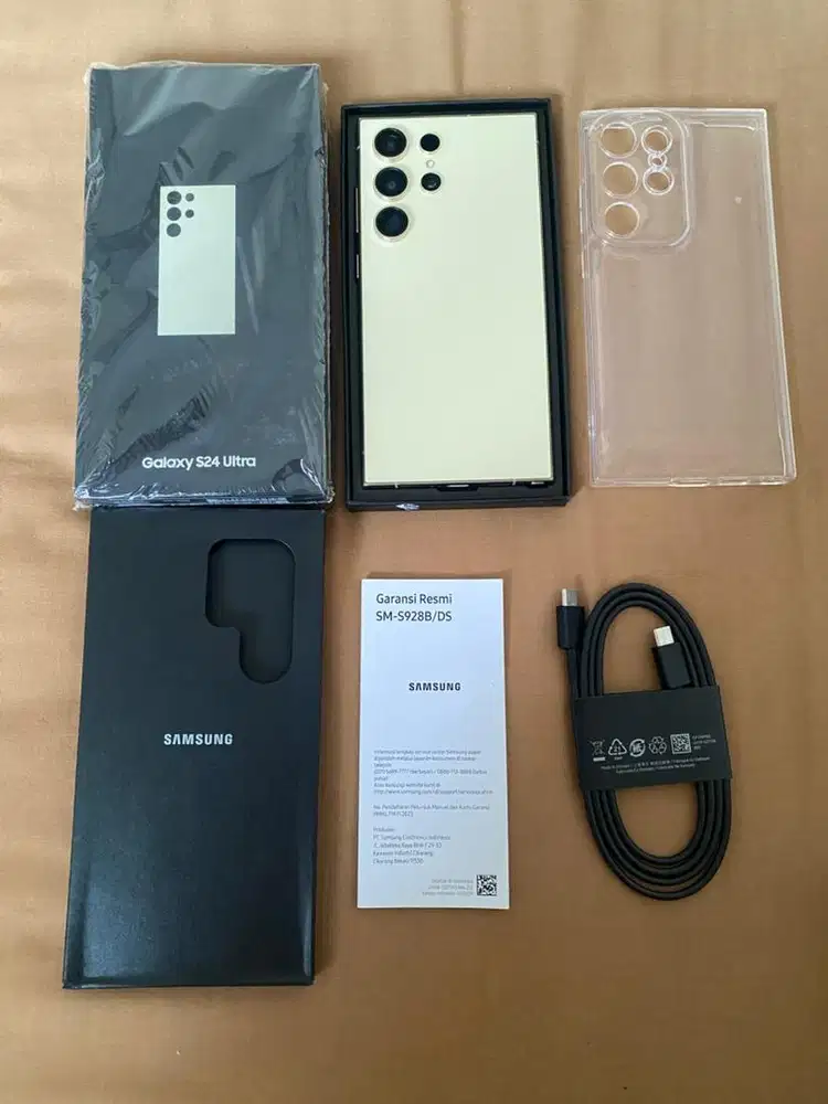 Samsung S24 Ultra 12/512GB Resmi sein Fullset ori Like new