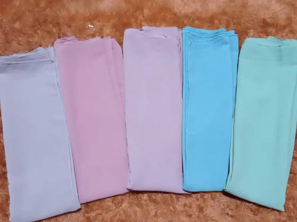 Jilbab Segiempat dan pasmina