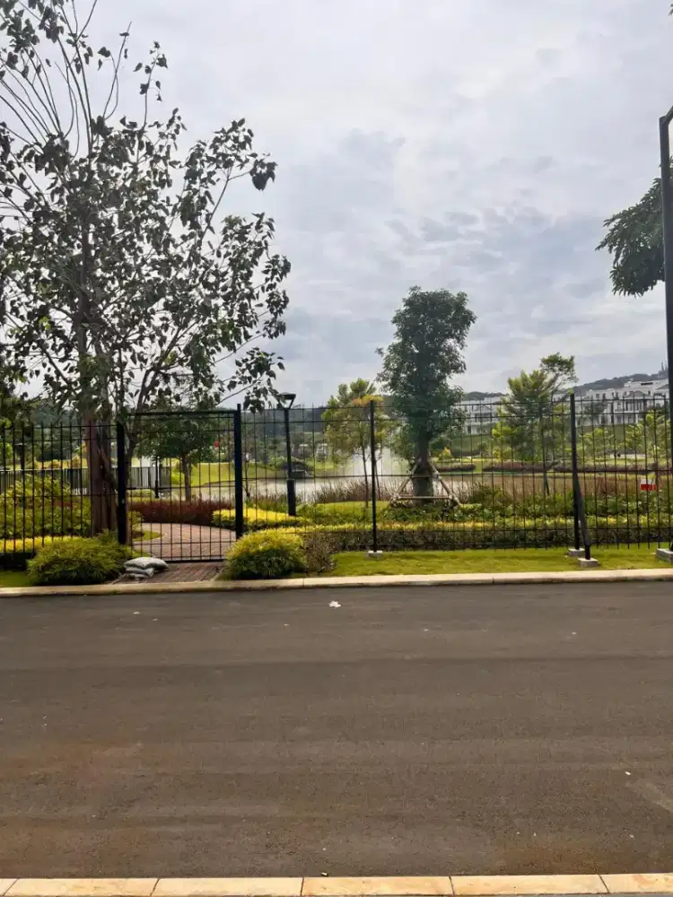 DI SEWAKAN RUMAH VIEW DANAU SUMMARECON BOGOR