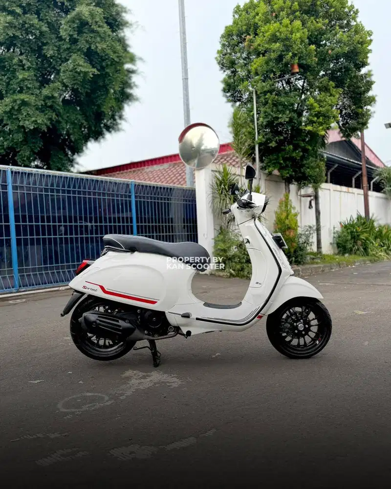 JUAL MURAH VESPA SPRINT S 150 iGET ABS FACELIFT 2023 MULUS