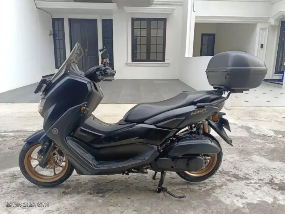 FOR SELL : YAMAHA NMAX KEYLESS 2022