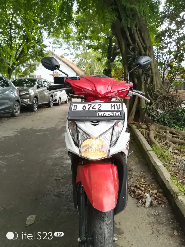 Honda Beat Fi stater halus tahun 2015