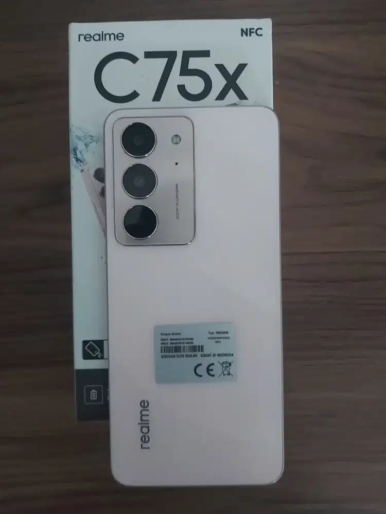 Realme C75x 8/128
