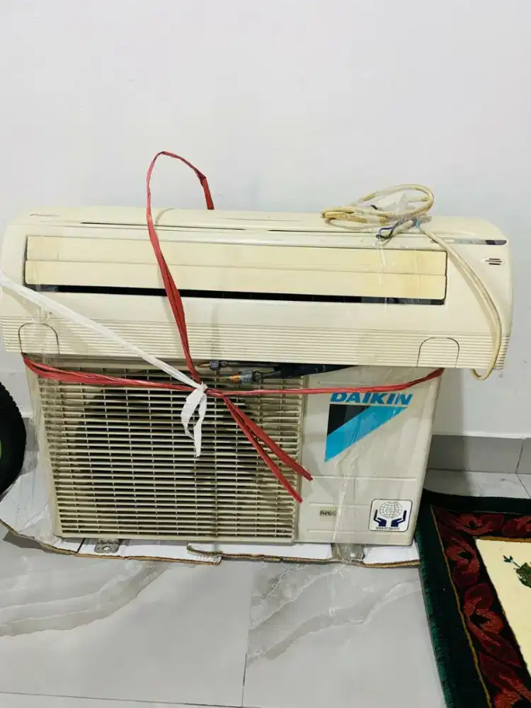 Ac Daikin thailand 3/4 PK