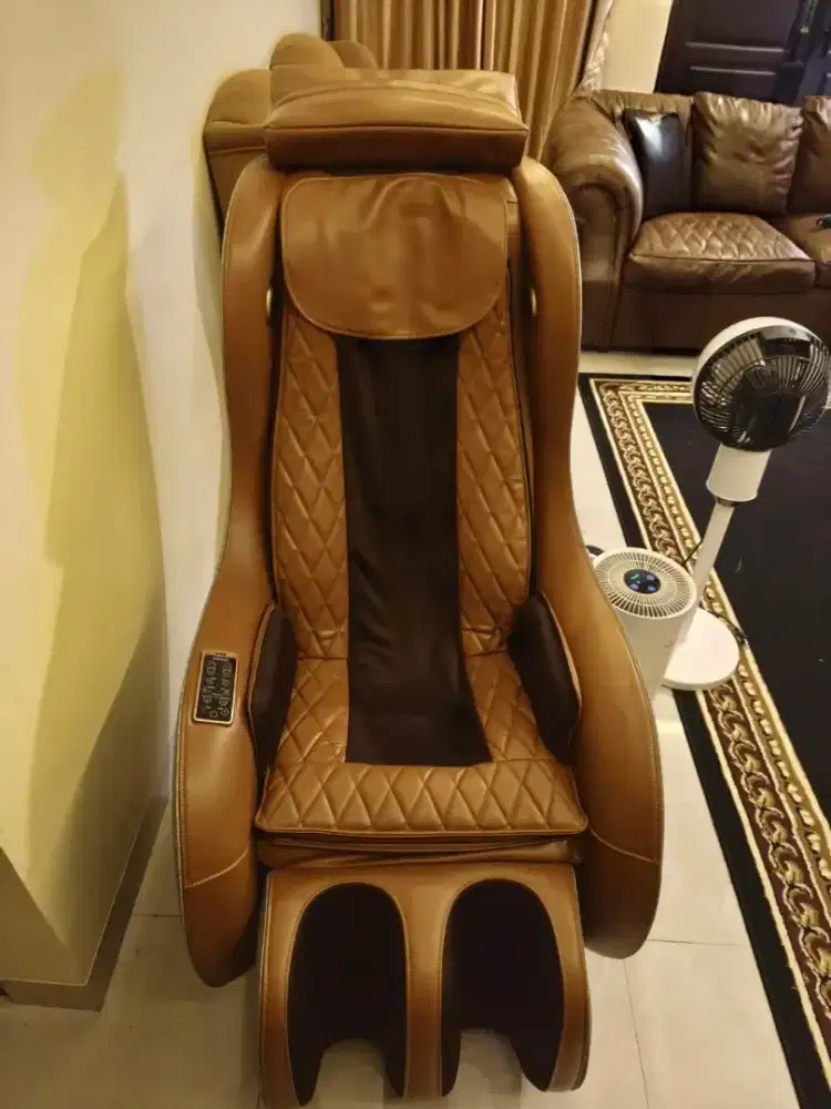 Kursi pijat elektrik