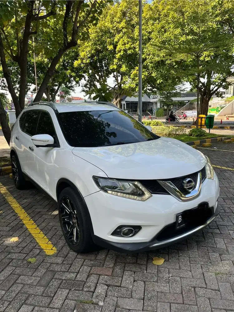 Nissan X-Trail 2015 Bensin