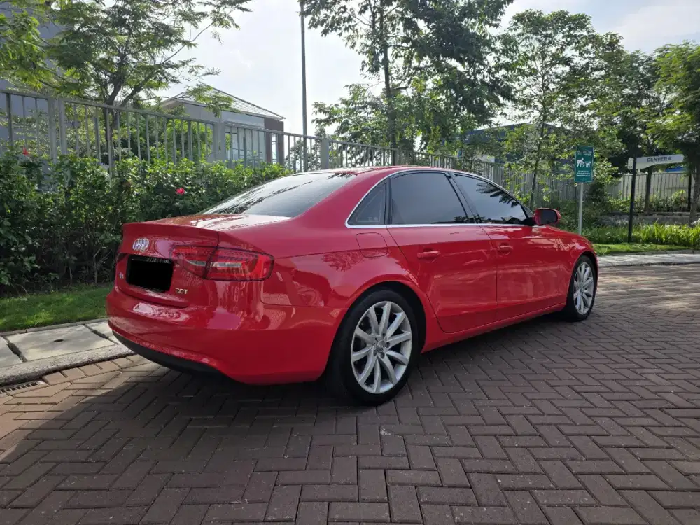 Audi A4 2012  2.0