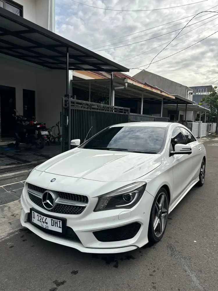 Mercedes-Benz CLA200 2015 Bensin
