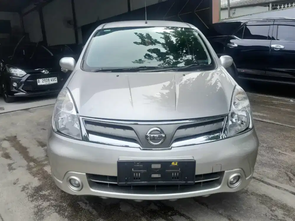 Grand Livina Matic 2013