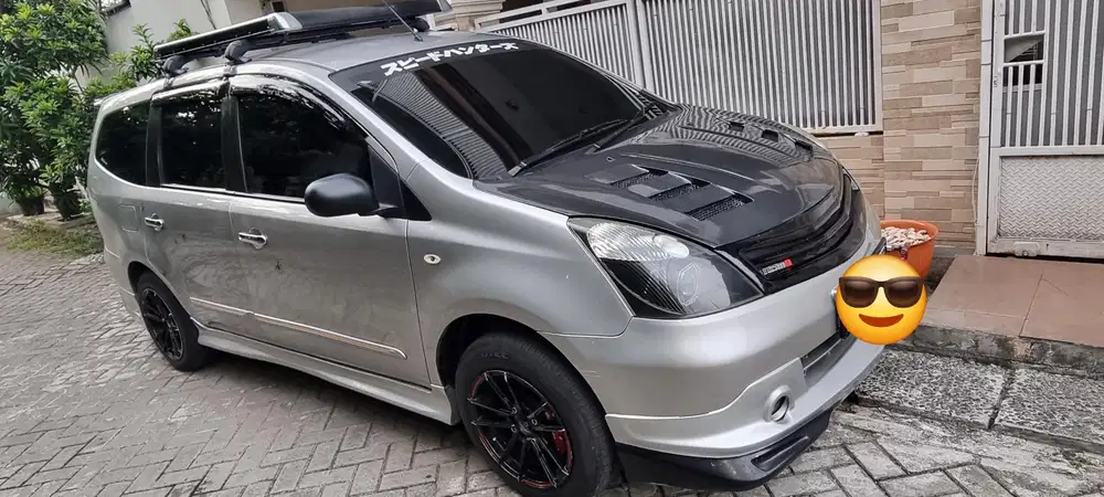 Nissan Grand livina 2012 Bensin