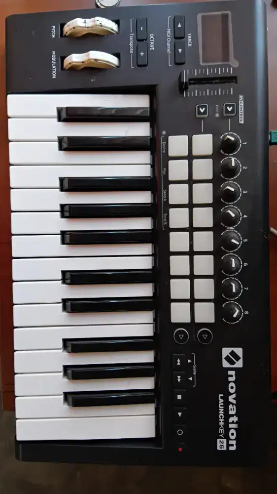LaunchKey 25 MK2