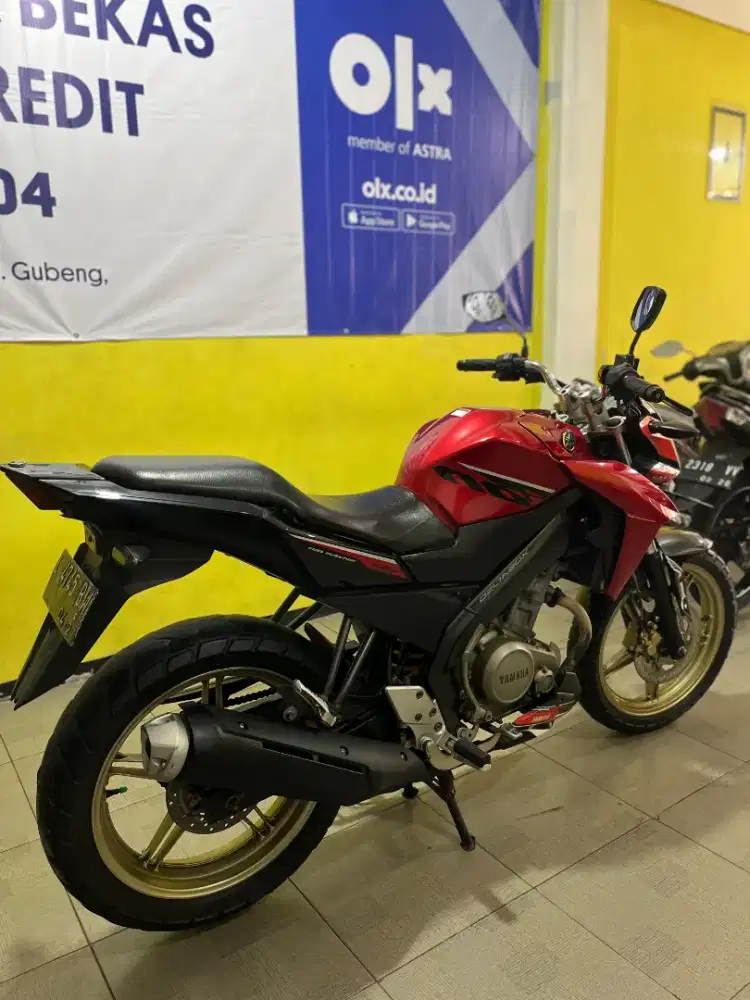 YAMAHA VIXION 2017 SAS MOTOR JL. BARATAJAYA 19 NO 5
