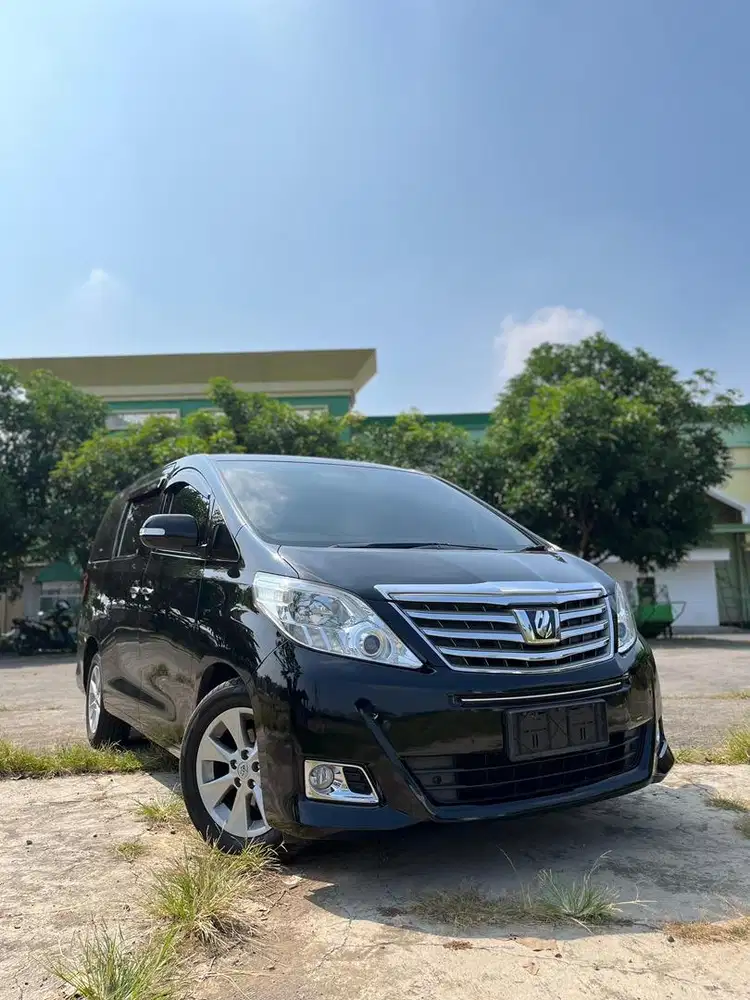 Pribadi Alphard G 2012
