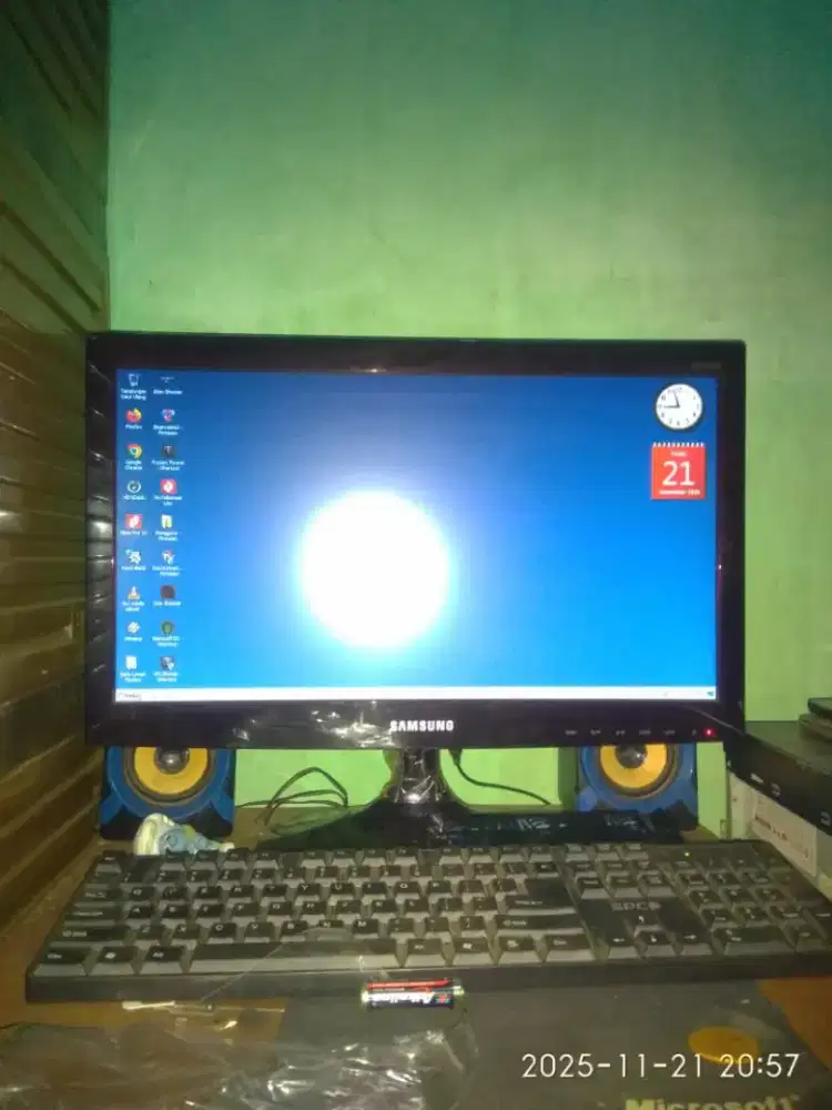 Monitor 20in merk samsung