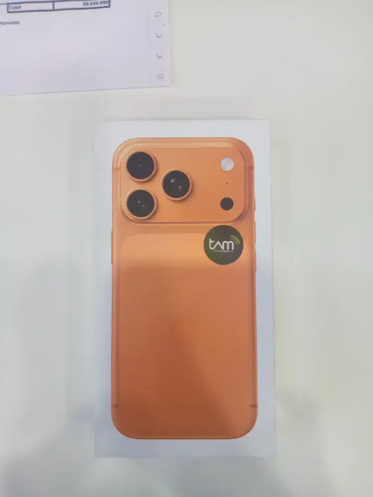 iPhone 17 pro 1tb cosmic orange