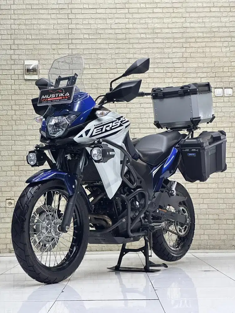 Paling di cari! Kawasaki versys 250 + Box | 2024 pmk 25 |wulan mustika