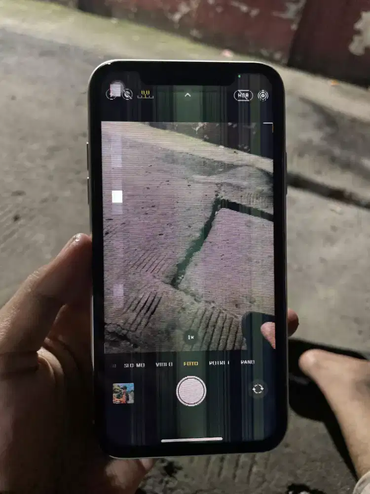 iPhone 11 64 gb inter