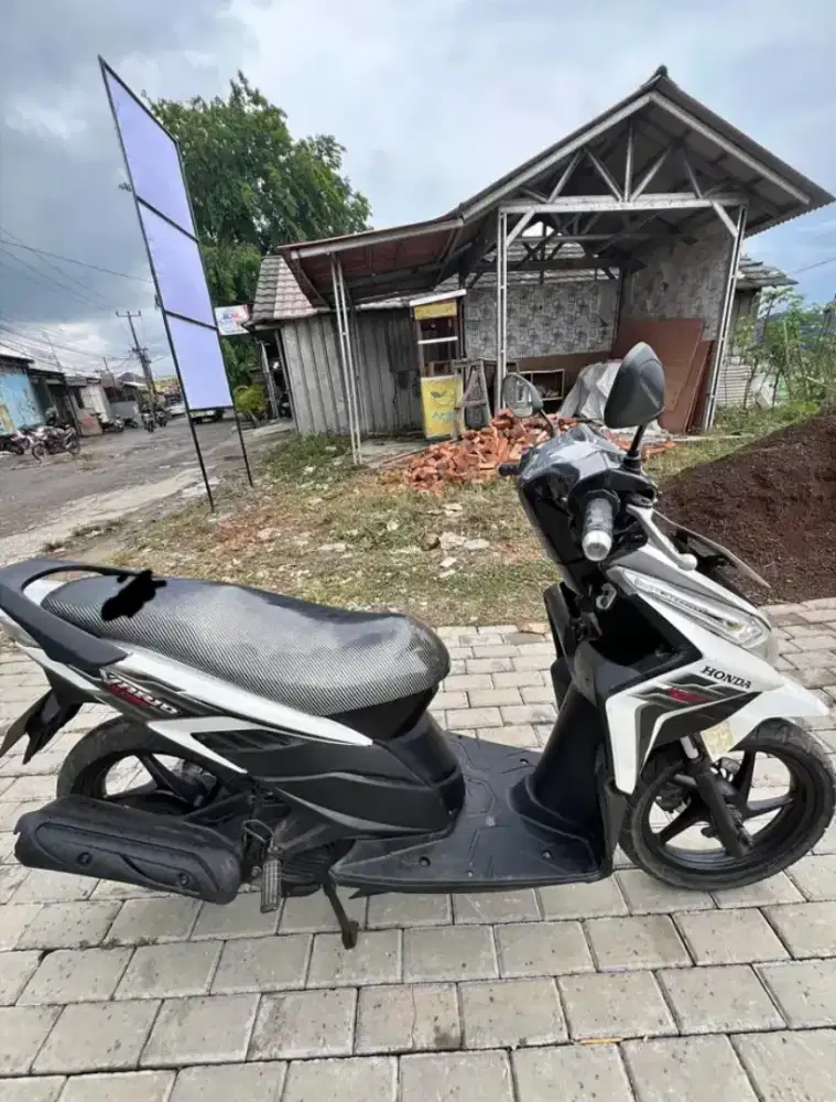 Motor honda vario techno