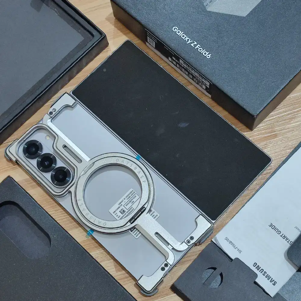 Samsung Galaxy Z Fold 6 12/256 SEIN Fullset