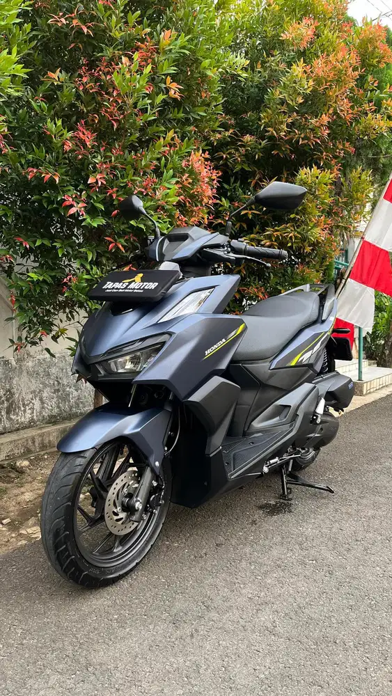 Honda Vario 160 CBS Keyless Tahun 2024