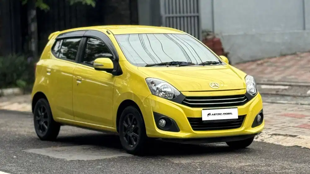 AYLA 2022 / 2021 Matic Bagus Murah Kredit Bekas Surabaya Lengkap X