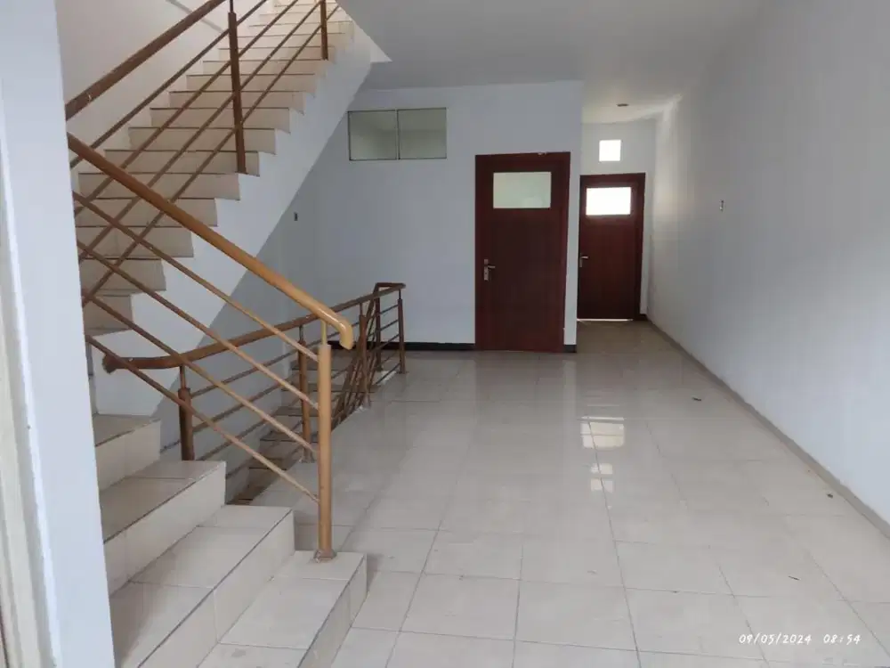 Di Jual Rumah Bagus Lokasi di Jl Kartini Jakarta Pusat