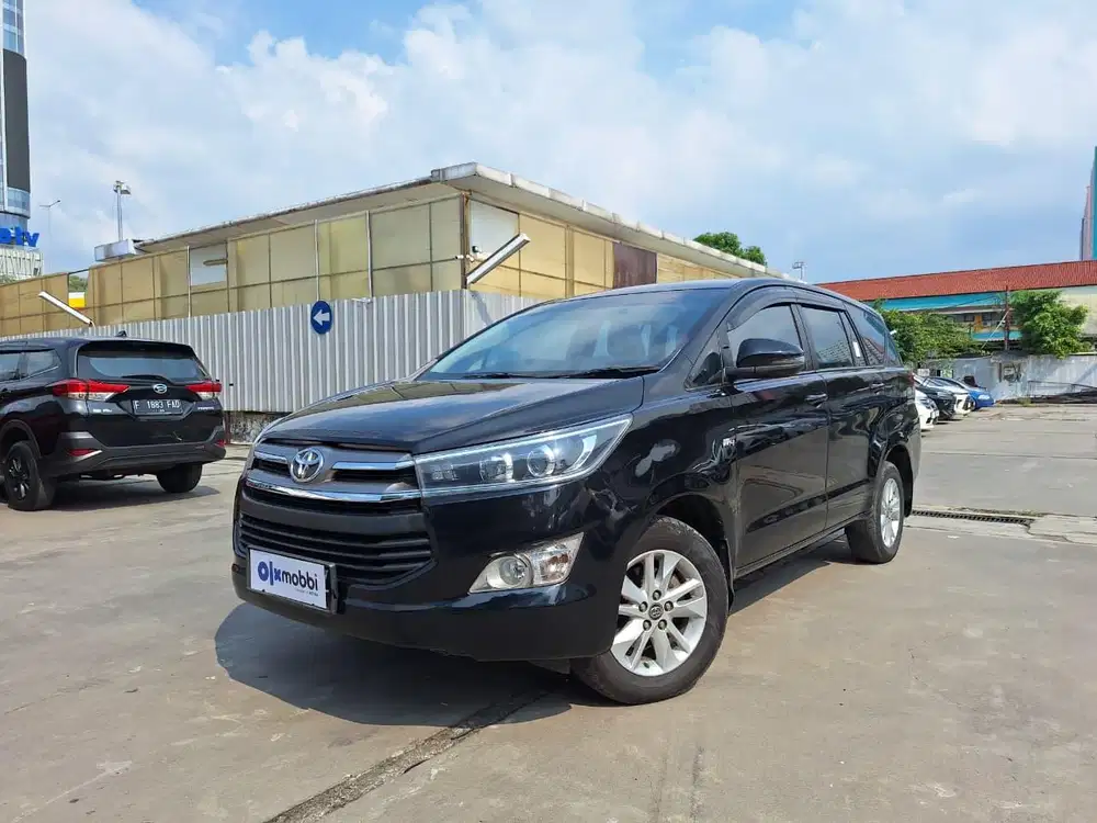 Pajak Panjang - Toyota Kijang Innova 2.0 V Bensin-AT 2019