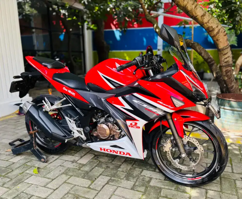 Honda cbr 150 R