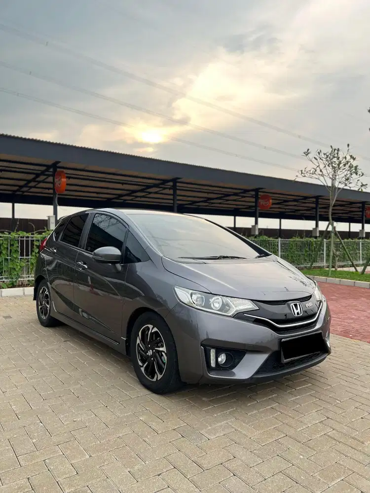 HONDA JAZZ 1.5 RS CVT 2016